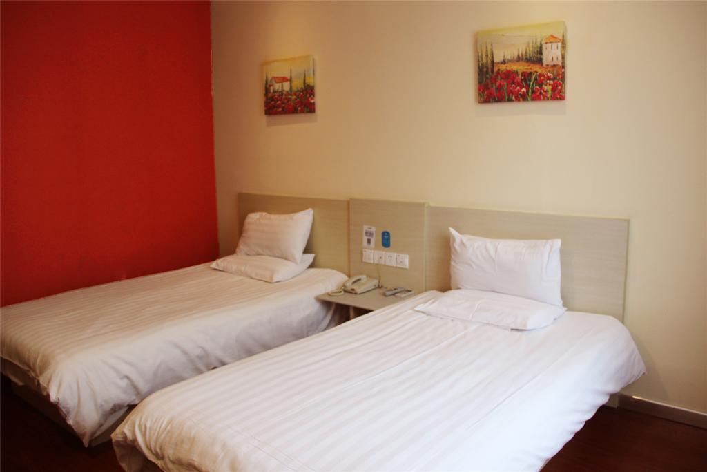 Hanting Hotel Shanghai Hongqiao Railway Station Huqingping Highway Exterior foto